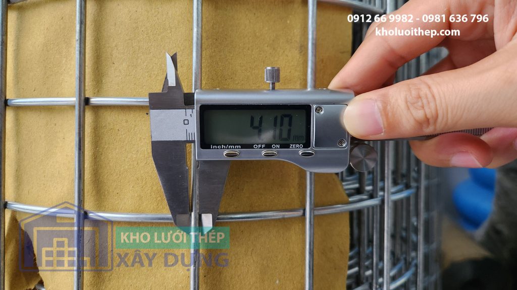 Lưới thép hàng rào mạ kẽm Lưới hàng rào mạ kẽm D4A50