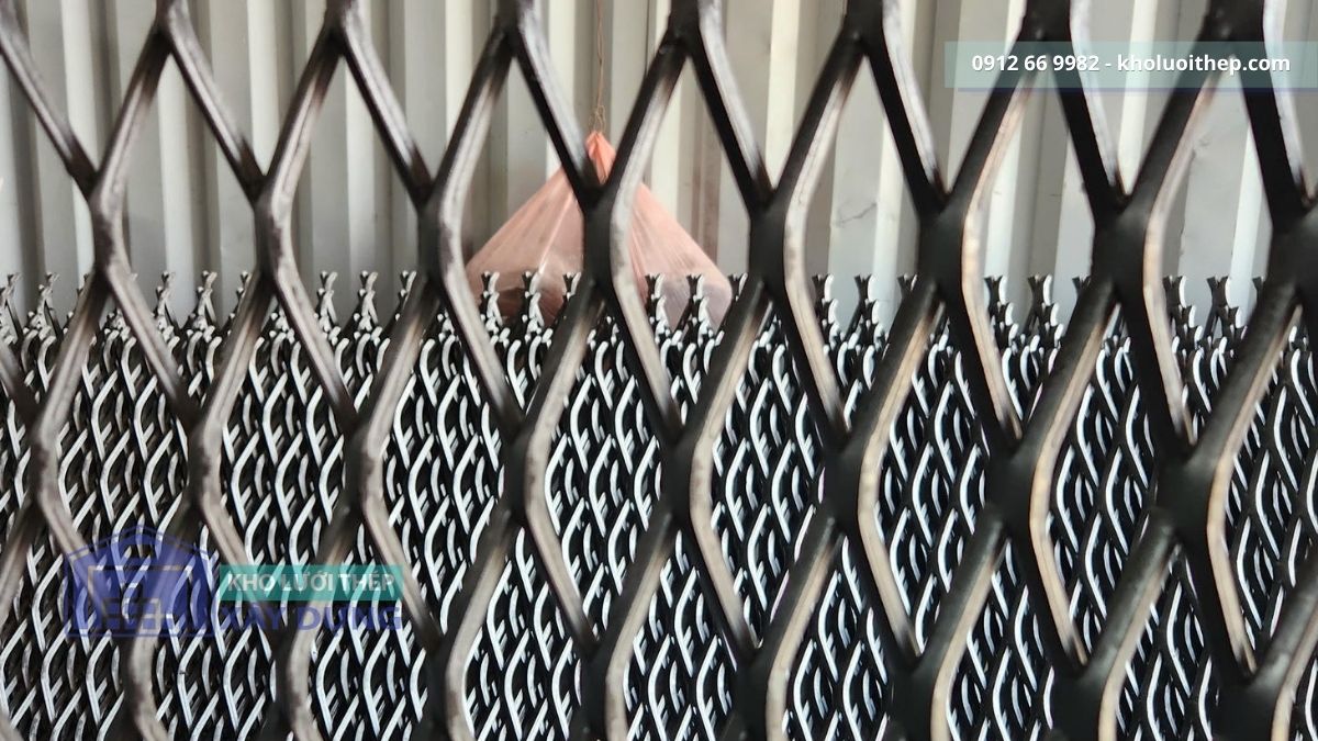 Cách chọn lưới mắt cáo ô nhỏ và thi công nhanh